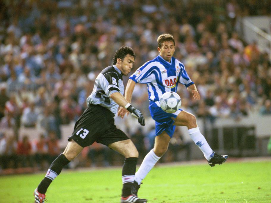 Toni Jiménez regaló un gol a los periquitos 1 Tamudo gol a Toni Jiménez en la final de copa del 2000