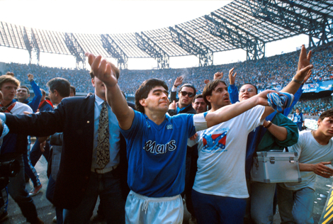 Dios Armando Maradona es uno de los más grandes de la historia.