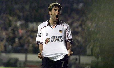El Piojo Lopez one of the best players in the history of Valencia