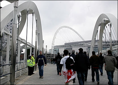 El puente de Wembley en honor al caballo blanco.