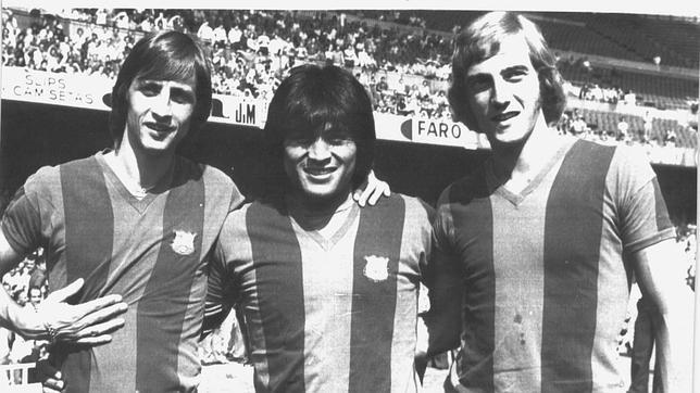 Cruyff, Sotil y Neeskens fueron los primeros fichajes extranjeros del Barcelona.