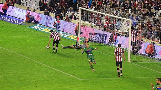 Juanlu anotó el último gol en Primera en el viejo San Mamés.