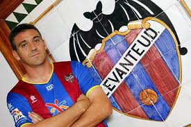Goodbyes in spanischer Ligaolmehrere berühmte Veteranen verlassen die Meisterschaftpeonato 5 Sergio Ballesteros un simbolo que deja el Levante