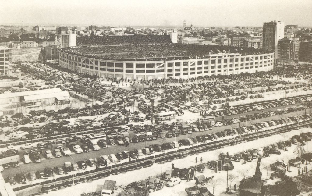 Imagen del Santiago Bernabéu en 1960.