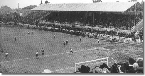 Das Stadion von Les Corts, der Ort, der die ersten Erfolge von Barcelona sah.