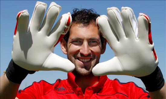 Diego Lopez, New Real Madrid goalkeeper to 2017