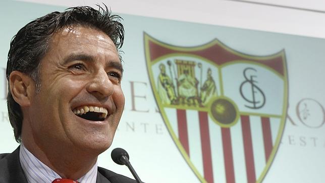 Michel dismissed, Emery new coach of Sevilla
