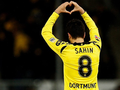 Sahin returns on loan to Borussia Dortmund