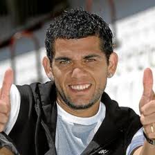 Dani Alves, el malo de los gnomos