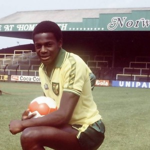 Justin Fashanu, el primer jugador gay de la historia