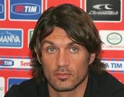 Paolo Maldini un tipo muy muy guapo, eterno jugador del Milan