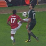 Nani fue expulsado por una polémica entrada a Arbeloa.