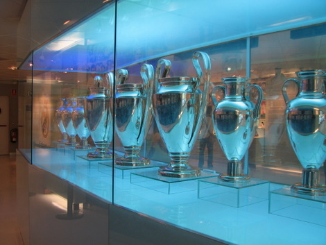 Clubs mit mehr europäischen Cups oder Champions