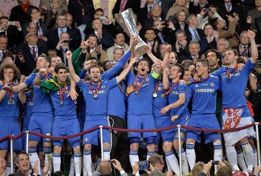 Final Europa League: Chelsea 2-Benfica 1: Ivanovic's goal in injury time gives the title to the English