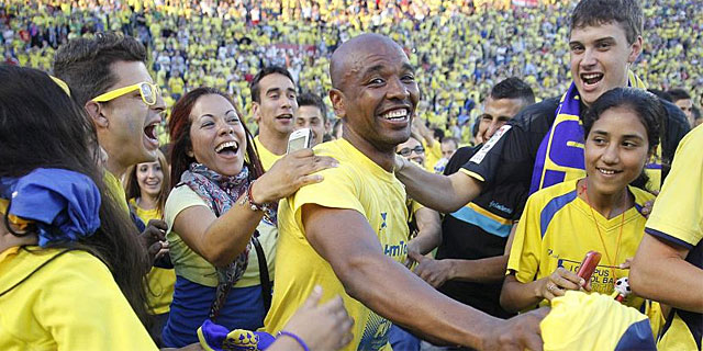 Goodbyes in spanischer Ligailmehrere berühmte Veteranen verlassen die Meisterschaftato 3 Marcos Senna es ya una leyenda del Villarreal