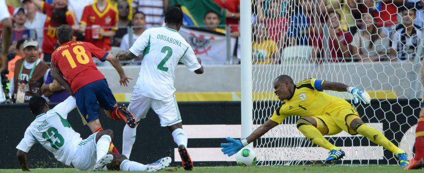 Nigeria schlägt Spanien 3-0 und wird das Gesicht Italien in Halbfinals; Uruguay-Brasilien wird die andere spielen