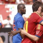 España sufre para derrotar a Haití por 2-1