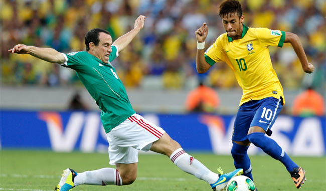 Neymar maravilla con un doblete ante México