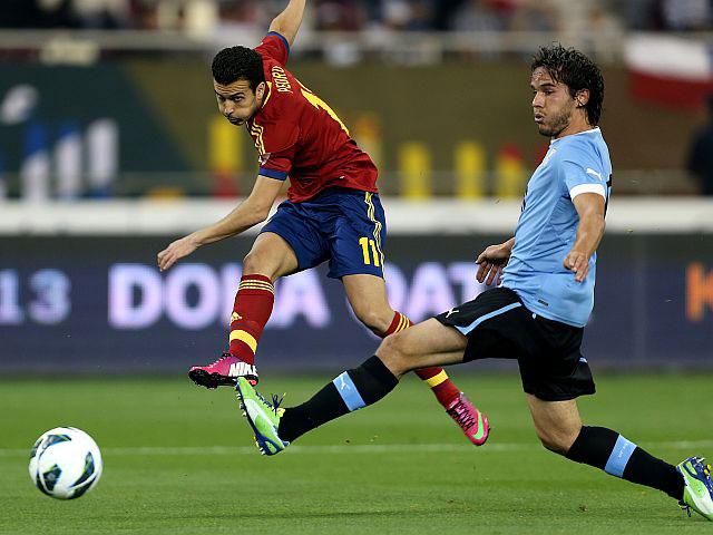 Best Spain beats Uruguay 2-1 at the premiere at the Confederations Cup