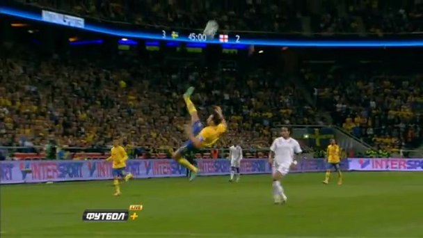 Ibrahimovic marcó un golazo en el estreno del Friends Arena.