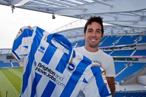 Vicente ha estado dos años en el Brighton.