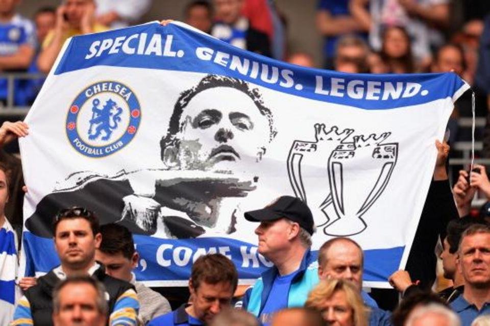 Mou es una leyenda entre la afición del Chelsea.