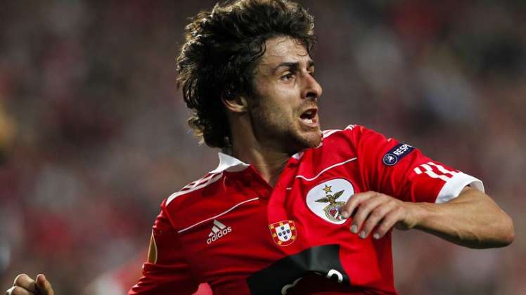 Pablo Aimar se encuentra en Argentina a la espera de una oferta que le seduzca.