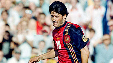 Caminero con la camiseta de la selección española en la Eurocopa de 1996.