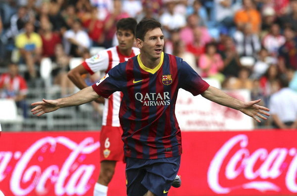 Messi marcó y se lesionó.