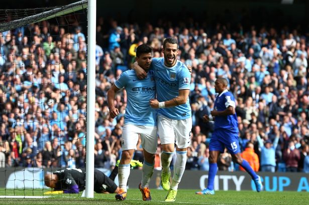 Negredo y Agüero forman una pareja atacante de moda.