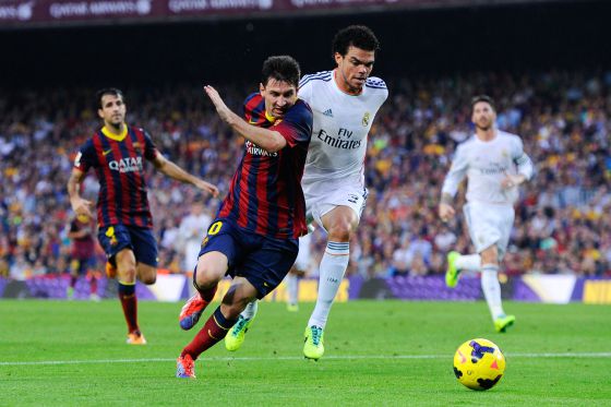 ¿A quién favorecen más los árbitros, al Madrid o al Barcelona?
