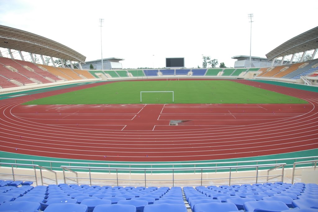 Calcio in Laosium ha una capacitàquot; 2personaggi El Estadio Nacional de Laos cuenta con capacidad para 35.000 personas.