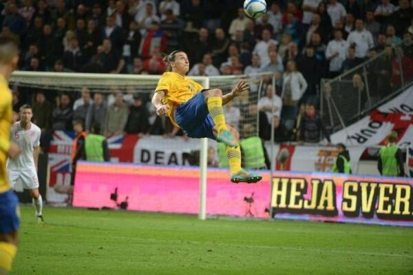 So gut und so verrückt: die “Gott” Zlatan Ibrahimovic