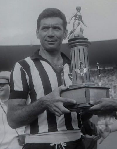 Nilton Santos ganó cuatro campeonatos cariocas con Botafogo.