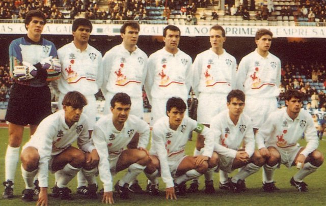 Qu'est-ce qu'il est advenu de ces équipes historiques de la première divisionisijen? (I) 2 Zalazar comandaba un equipo aguerrido.