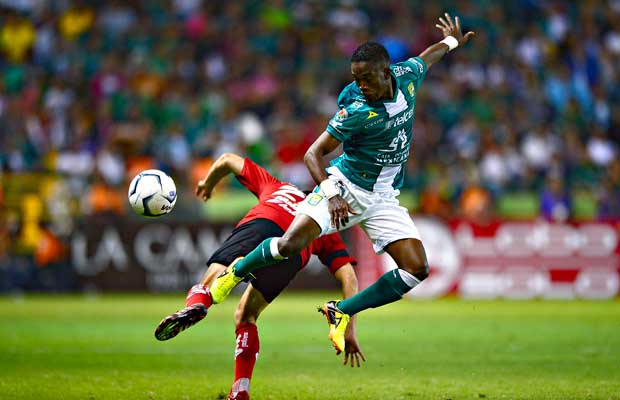 Burbano ya es jugador de Tigres.
