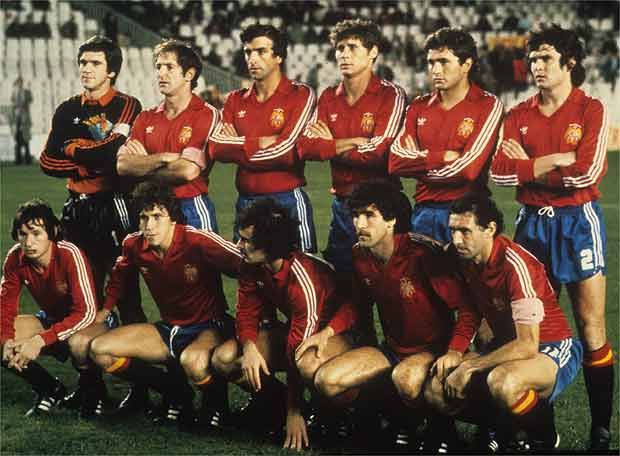 Zamora was in the Spanish team that played the World 1982.
