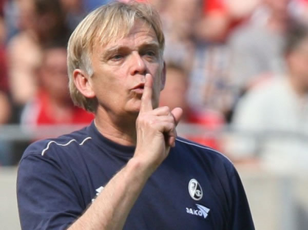 Volker Finke dirigirá a Camerún.