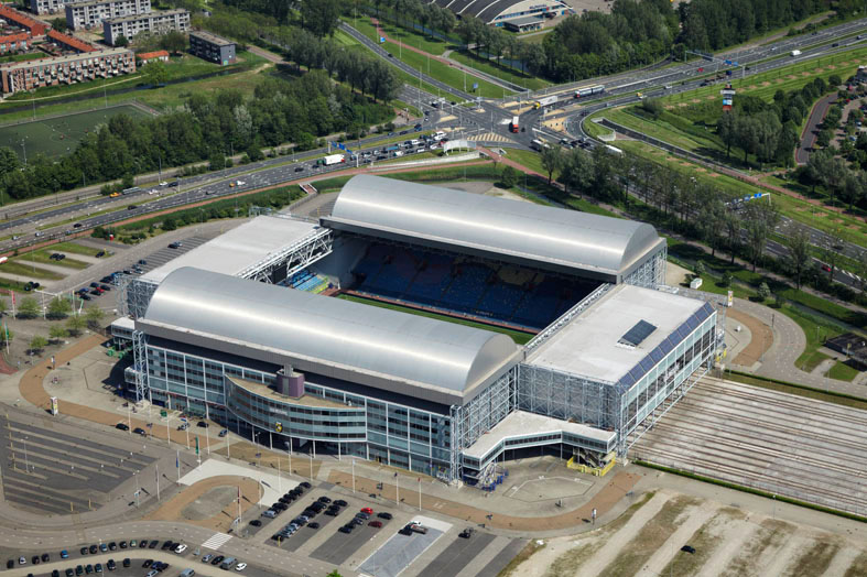 El Gelredome se puede cubrir por completo.
