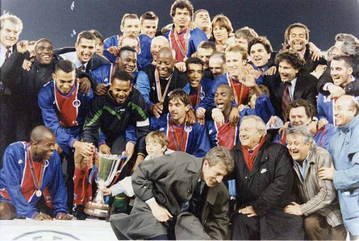 El PSG ganó la Recopa de 1996 con un equipazo.