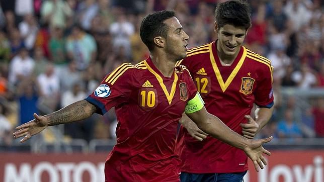 Thiago era seleccionable con dos equipos nacionales.