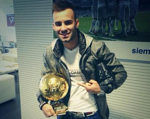 Jesse Rodriguez wPearl future of Real Madridnetworks thanking his idol Cristiano for letting him get that picture Esta fotografía fue compartida por Jesé en sus redes sociales dando las gracias a su ídolo Cristiano por haberle dejado hacerse esa foto.