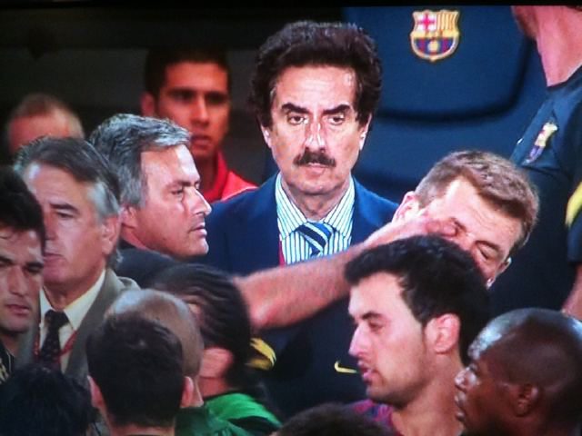 El famoso dedazo de Mourinho a Vilanova.