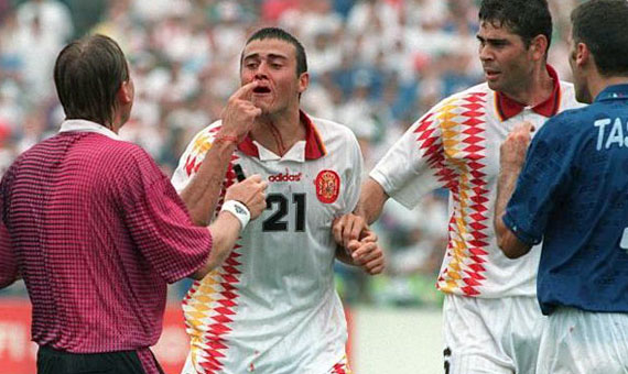 world USA 94: Luis Enrique hat sich gegen Italien die Nase gebrochen 