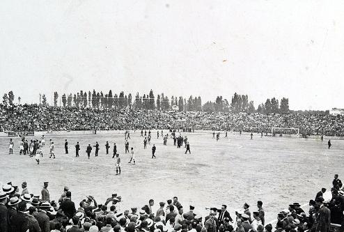 Esta era la imagen que presentaba Mestalla en 1923, año de su inauguración.