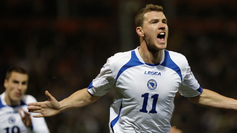 Bosnie, L'histoire les attend 1 Una gran estrella tiene Bosnia: Dzeko, el delantero del City.
