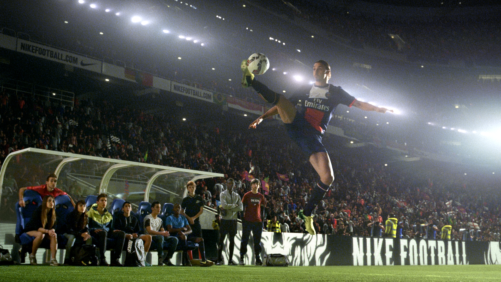 Una de las espectaculares imágenes del anuncio de Nike Arriésgalo todo.