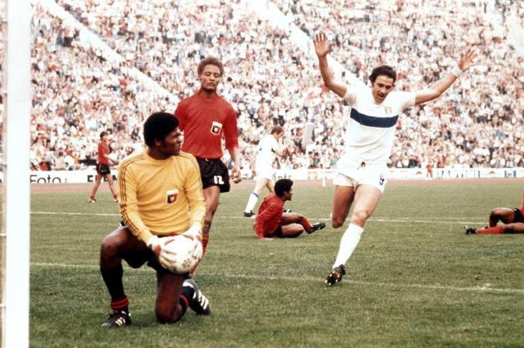 Cinco seleções não sabia que eles jogaram uma Copa do Mundo Haití se enfrentó a Italia en el Mundial de 1974.