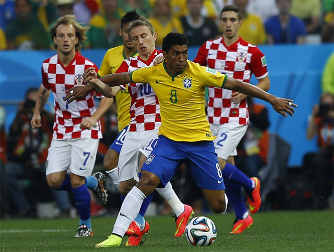 Brasil todo trabajo: Croacia todo talento. El mundo al revés.