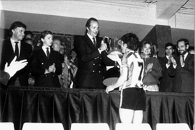 El Athletic ganó la Copa de 1984 al Barcelona en un partido de mucha polémica. El rey estaba delante.